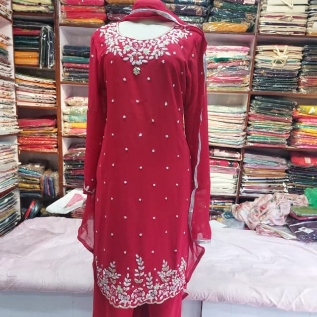 Elegant Embroidered Kurti Set for woman